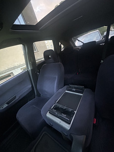 Honda fr-v (13 foto / 15)