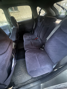 Honda fr-v (15 foto / 15)