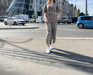 Suvine ilus kerge ülikond (1 foto / 2)