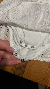 Sinsay kleit-body. Suurus 62. Komplektis peapael (2 foto / 2)