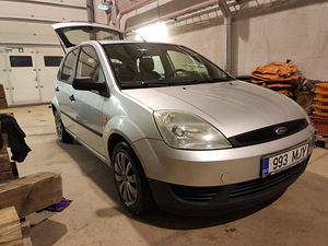 Ford Fiesta 1.3 44kw (1 foto / 15)