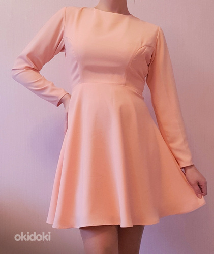 Aprikoosiroosa kleit (foto #1)