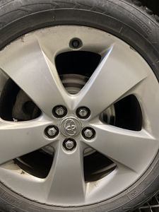 Toyota PRIUS (11 фото из 12)