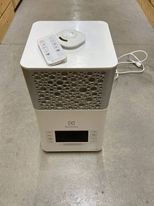 Electroluxi õhuniisuti (2 foto / 3)
