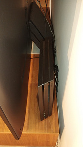 Sony PlayStation 4 Pro 1TB +disks (9 foto / 9)