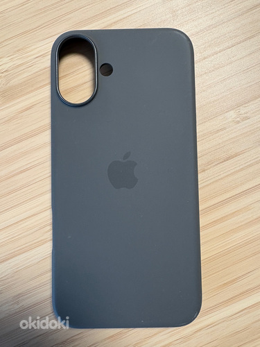Силиконовый чехол для Apple iPhone 16 Plus с Magsafe