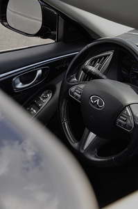 Infiniti q50 (13 foto / 15)