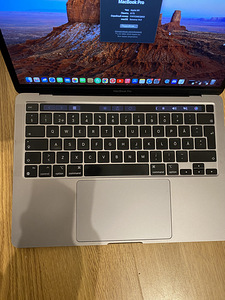 Macbook pro M1 2020 8/256gb (4 foto / 6)