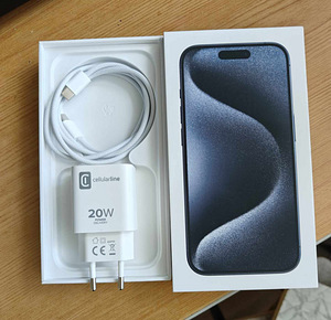 iPhone 15 pro 256 (2 foto / 6)