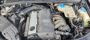 Ауди А4 Avant 1.6 (4 фото из 14)