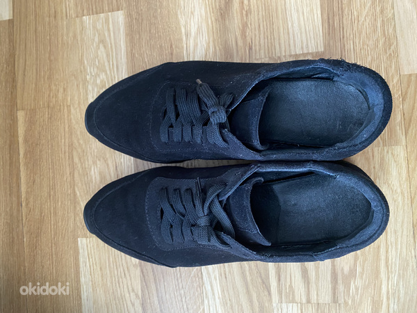 Женские замшевые чёрные кроссовки (40) (фото #5)