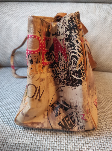 Красивая кожаная женская сумка (фото #3)