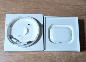 Müüa Apple AirPods Pro 2 (Lightning) (2 foto / 5)