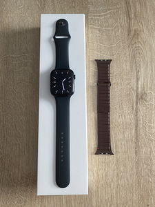 Apple Watch Series 7 45mm GPS (1 foto / 5)