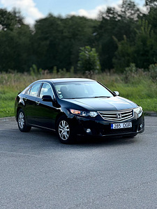 Honda Accord 2.2d 2008 (4 foto / 10)