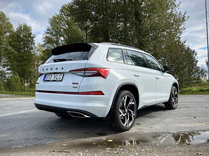 Skoda Kodiaq RS 2.0 TSI 180kW (4 foto / 15)