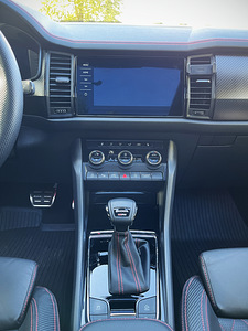 Skoda Kodiaq RS 2.0 TSI 180kW (10 foto / 15)
