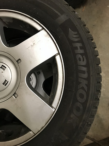 195/65/r15 Hankook зима (4 фото из 9)