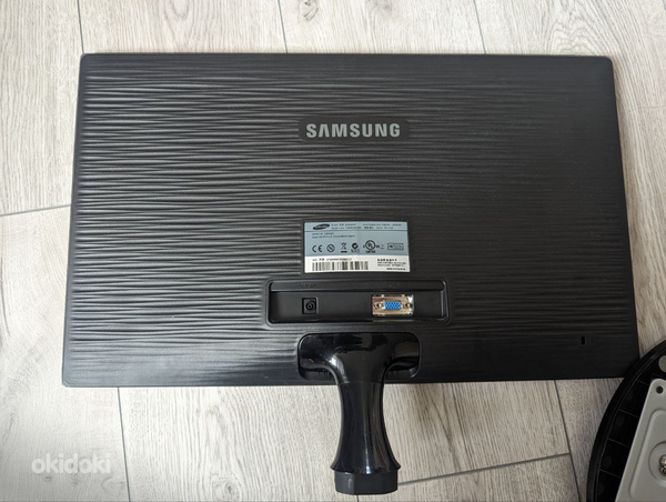 Samsung S22A300N (foto #2)