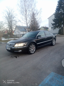 VW Phaeton (2 фото из 4)