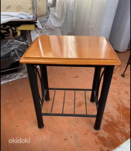 2 käsitöö puidust öökappi/lauda