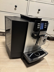 Kohvimasin Jura X8 (2 foto / 5)