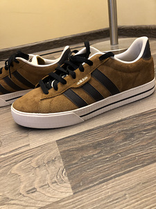 Adidas tossud 42 (2 foto / 4)