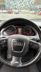 Audi A6 C6 3.0TDI S-LINE (9 foto / 11)