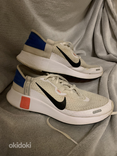 Nike 72