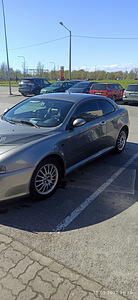 Alfa romeo gt (7 foto / 7)
