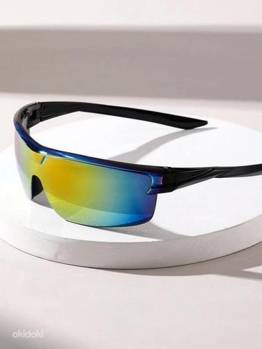 Новые модные солнцезащитные очки (фото #3)