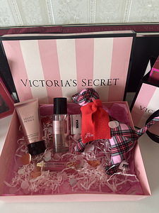 Подарочный бокс,набор от Victoria’s Secret . (2 фото из 2)