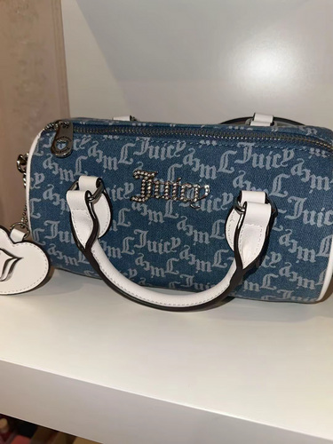 Сумка Juicy Couture!