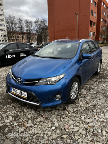 Toyota Auris Bensiin/Hübriid
