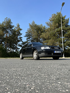 Audi A6 Avant 2.5 TDI 2002 (1 foto / 15)