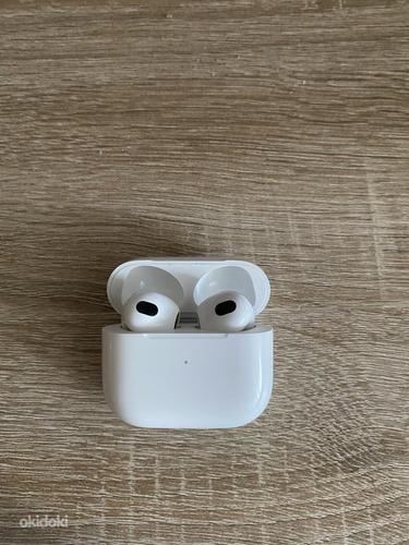 AirPods 3
