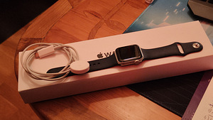 Apple Watch SE (2022, gen 1) (3 foto / 6)
