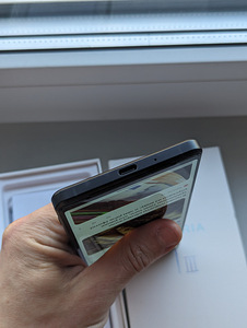 Sony Xperia 1 III 5G (12/256 Gb) (2 foto / 10)