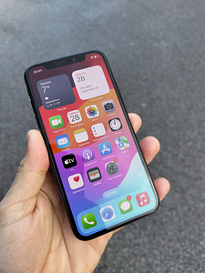 iPhone XS (64 Gb) ideaalses seisukorras (1 foto / 9)