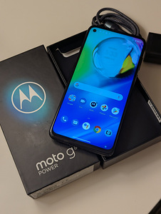 Motorola Moto G8 Power (10 foto / 10)