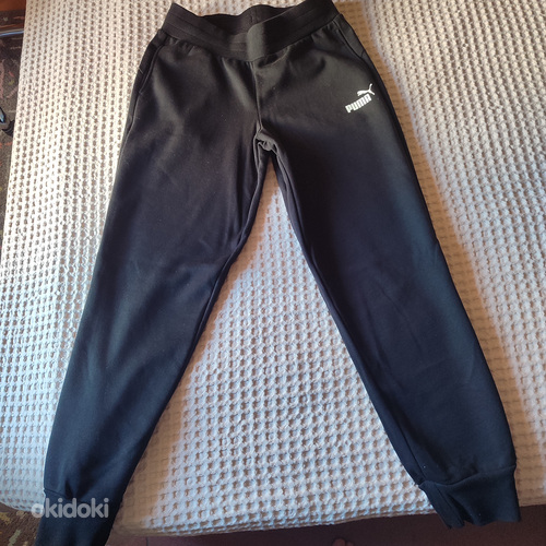Uued naiste PUMA Essentials fliisiga püksid