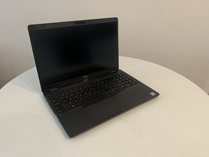 Dell Latitude 5500 laptop (1 foto / 2)
