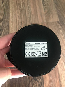 Samsung Fast Charge Qi Wireless Charging EP-NG930 (2 foto / 3)
