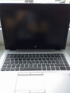 Hp elitebook 745 g4 8/256 ssd (5 foto / 7)
