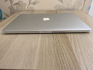 Macbook Pro i7/8 ozu /256ssd /intel HD graphics 4000Aku 1t (8 foto / 8)