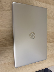 HP Laptop 15 AMD A9-9425/8/256ssd (5 foto / 7)