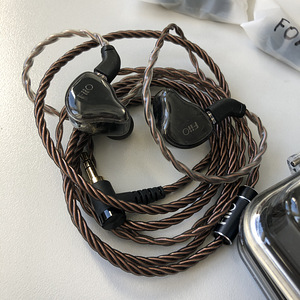 FiiO FH1S Hi-Res 1BA+1DD Knowles Dynamic In-ear kõrvaklapid (4 foto / 4)