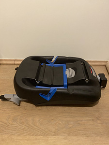 Noordi turvahäll + isofix (4 foto / 4)