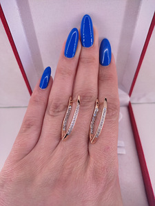 Серьги из нетемнеющего, гипоаллергенного металла (9 фото из 10)