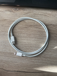 AirPods 3 (2 фото из 2)